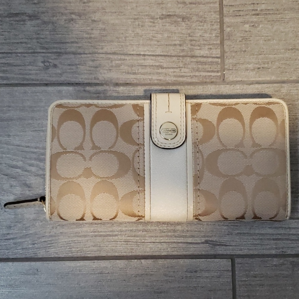 Coach Large Tan wallet